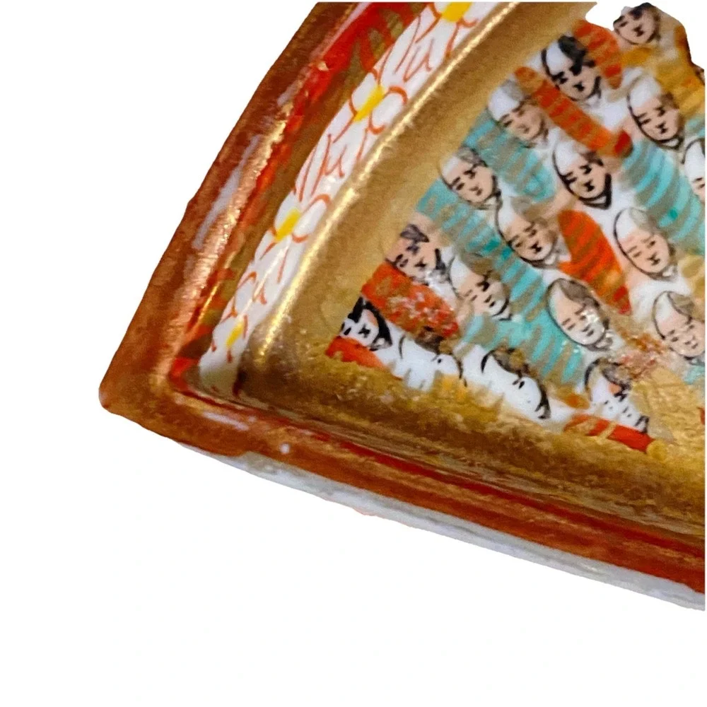 Antique Japanese Kutani Thousand Faces 2 Triangular Condiment Dishes Gold Gilt